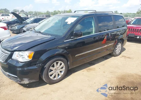 2015 Chrysler Town & Country Touring z USA, uszkodzony, nr VIN 2C4RC1BG6FR655373